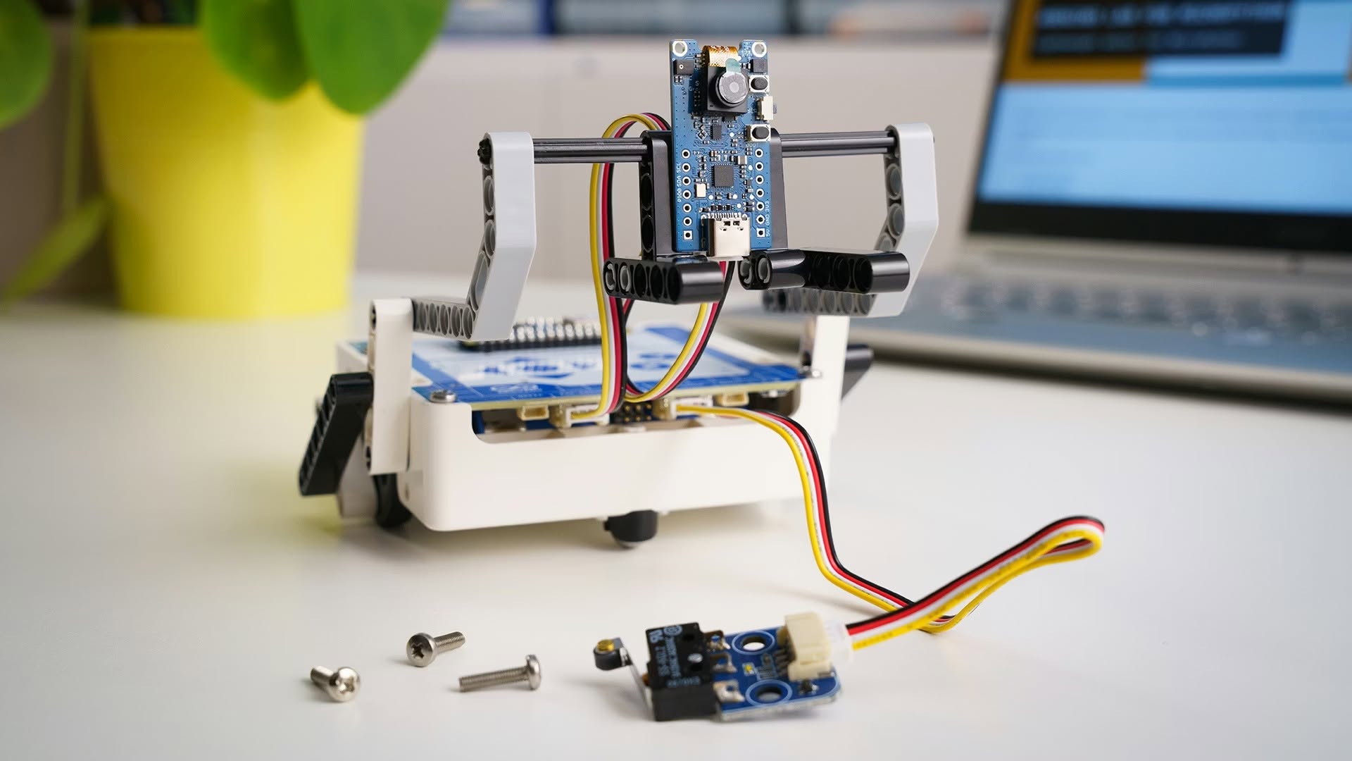 Robotics and physical computing learning kit